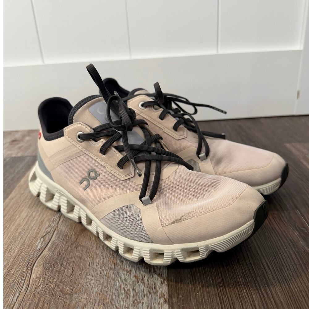On Women's Cloud X 3 AD sneakers in light pink and white womens size 8.5 GUC